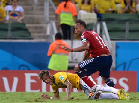 הרגע שקטע את חלום המונדיאל לניימאר (gettyimages)