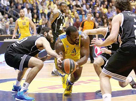 מאבק בצבע. הסיפור של המשחק (אלן שיבר)