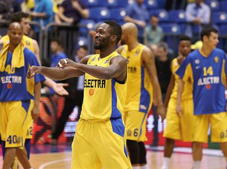 פארגו. הוביל את רשימת הקלעים (אלן שיבר)