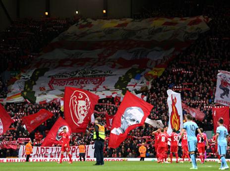 שוב יש דגלים ביציע (gettyimages)