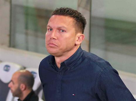 פתיחה מזעזעת לבכר (אלן שיבר)