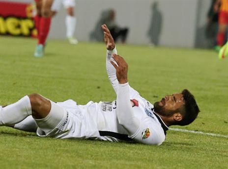 גם עכו לא יכולה לחגוג (אלן שיבר)