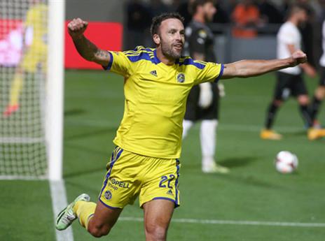 החילוף שהתחיל את השינוי (צילום: אלן שיבר)