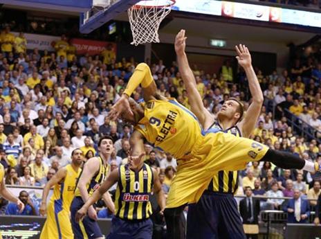 טיוס מתרסק (אלן שיבר)