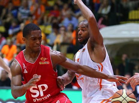 משחק צמוד בלב המושבה (מנהלת הליגה)