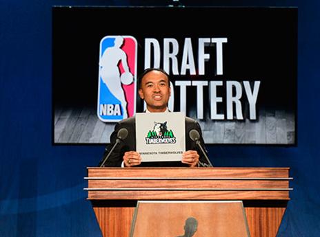 במי הוולבס יבחרו? (getty)