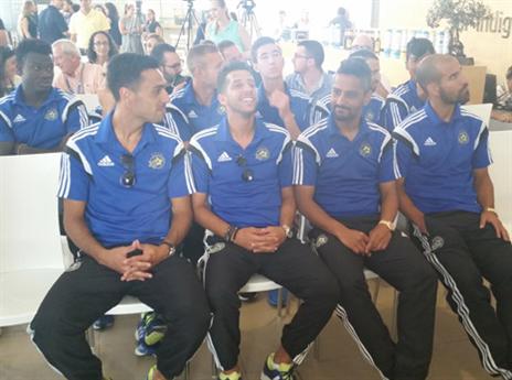 אירוע חגיגי בצל החתימה הטריה