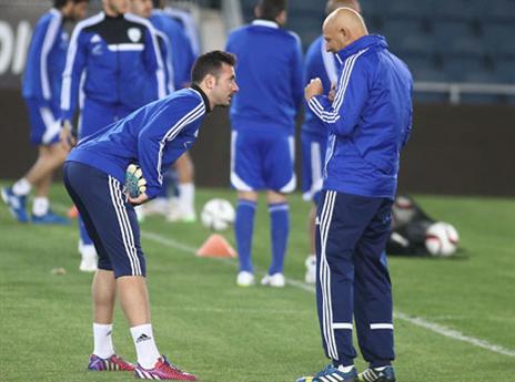 מרציאנו. יפתח בשער? (אלן שיבר)