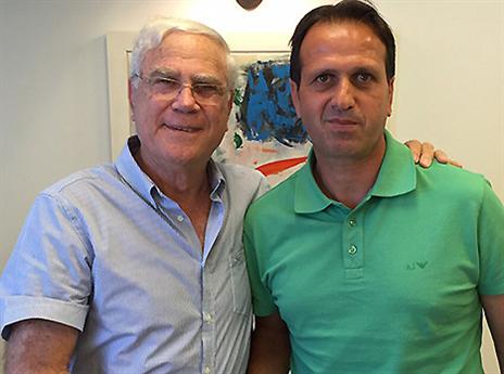 רוני לוי ויעקב שחר לפני האימון (האתר הרשמי של מכבי חיפה)