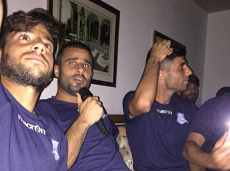 ליאור לוי. חשף את יכולות השירה