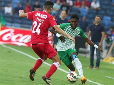 טלאב טאווטחה מנסה לעבור את סרדל (יוסי שקל)