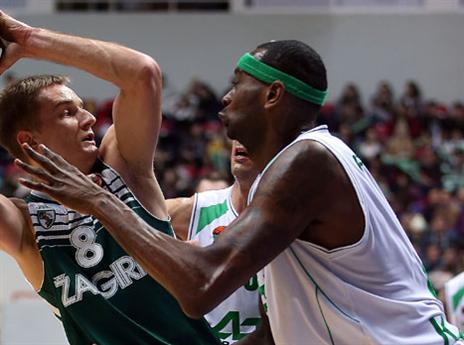 נראה לו הגיוני לחתום בי-ם. פישר במדי קאזאן בעונה שעברה (gettyimages)