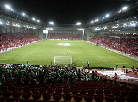 התרגשות עצומה ביציע, על הדשא פחות (אלן שיבר)