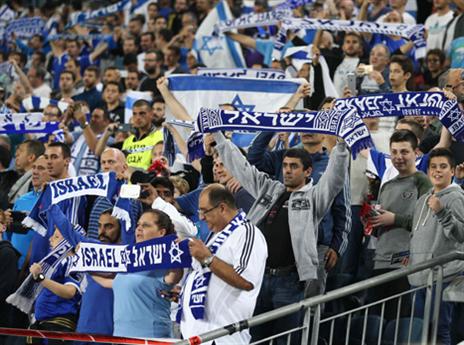 הקהל קיווה לקצת נחת (אלן שיבר)