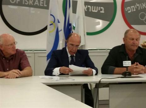 "אסור להלאים את איגודי הספורט". גלעדי במסיבת העיתונאים