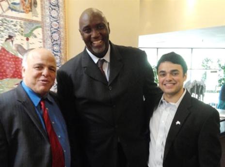 לבן מרסר, אוהב להרצות על ישראל ובכלל (צילום: באדיבות לבן מרסר)