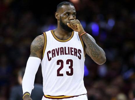 לברון. מחפש MVP חמישי בקריירה (getty)