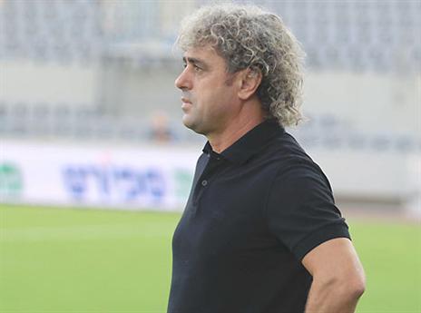 חוזר לנתניה. עטר (אלן שיבר)