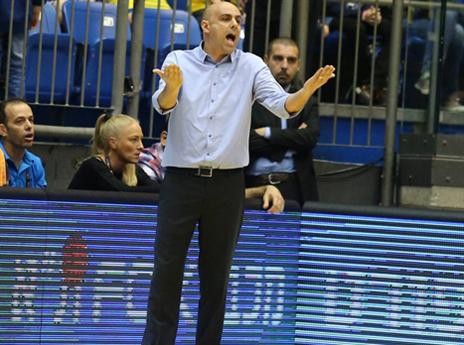היו לו הרבה טענות לשופטים. זילברשטיין (אלן שיבר)