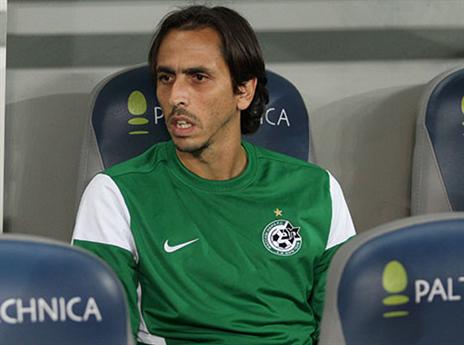 היום הוא דווקא בהרכב. בניון (יוסי שקל)