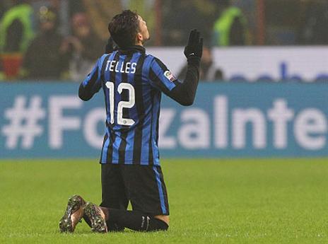 אלכס טייש מתפלל לאיבוד נקודות של נאפולי (gettyimages)