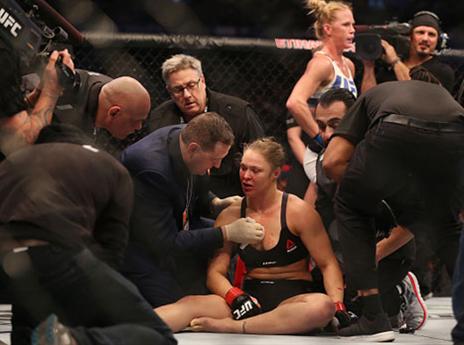 הולם הדהימה את העולם (gettyimages)