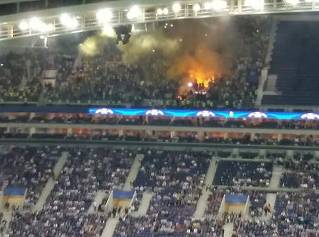 האבוקות בפורטו. גרמו למשבר בין הקהל להנהלה