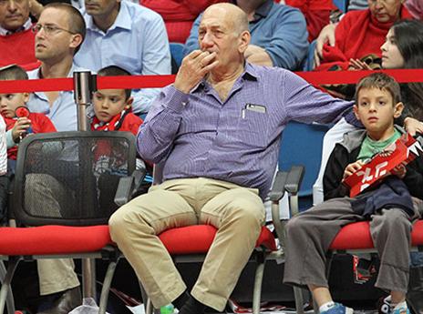 הגיע לתמוך. אולמרט (דני מרון)