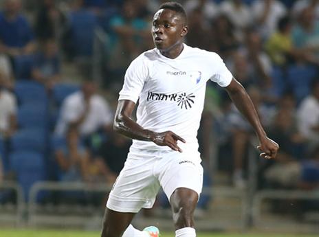 הוגו. לא ממש תחליף ראוי לקולה/מנגה (אלן שיבר)