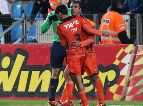 פדרו גלבאן חוגג את שער הניצחון (יוסי שקל)