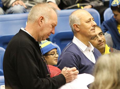 הסקאוט מסן אנטוניו. בא לראות את פניני? (דני מרון)