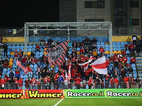 באו לראות את הקבוצה שלהם עולה לשלב הבא (לירון מולדובן)