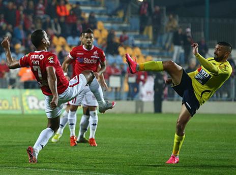 המקומיים היו קרובים לכבוש (לירון מולדובן)