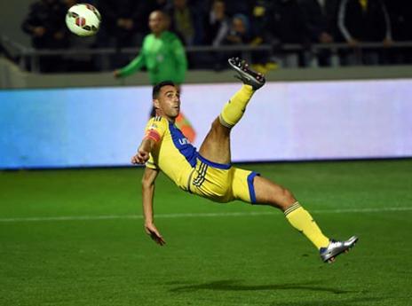 זהבי כובש במספרת