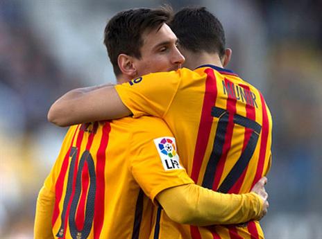 לא מפסיק לכבוש. מוניר עם מסי (Getty)