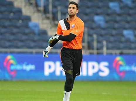 ניב אנטמן בהרכב, כשאנדלוביץ'נמצא על הספסל (יוסי שקל)