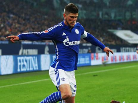 מופיע לצידו של זהבי. הונטלאר (gettyimages)