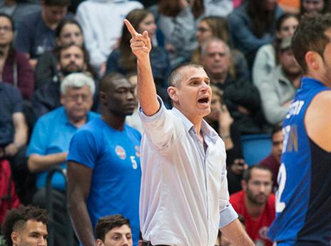 מרוצה מההתקדמות של הקבוצה שלו. גורקה (עודד קרני)