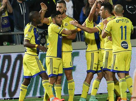 מול כפ"ס זה הלך קל. הפעם זה יהיה קשה. שחקני מכבי (דני מרון)