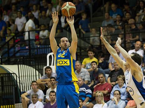 משחק נהדר שלו. רוצ'סטי (עודד קרני)