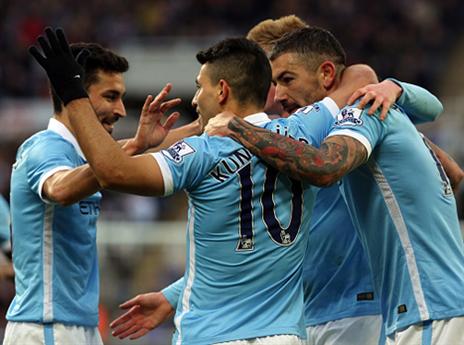 אגוארו בטירוף. השער שלו לא הספיק (getty)