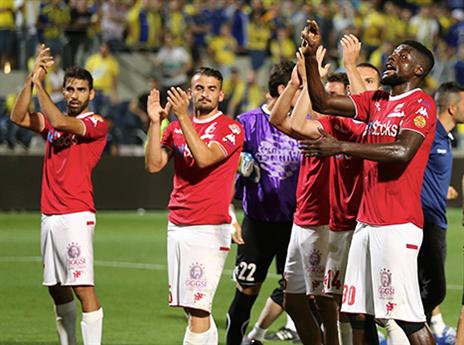 הכל תלוי בב"ש (דני מרון)