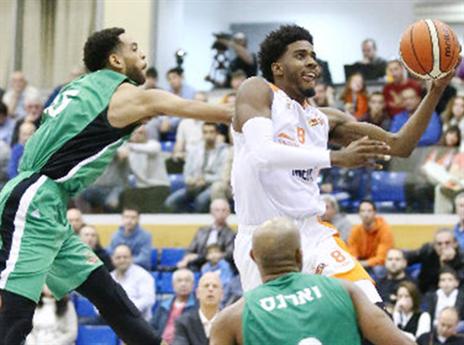 דוסון (מנהלת הליגה)