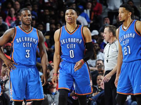 צריך המשכיות. רוברסון ו-ווייטרס עם ווסטברוק (Getty)