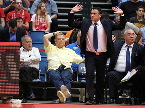 הצוות הניהולי ייאלץ לקחת החלטות מכריעות (צילום: אלן שיבר)