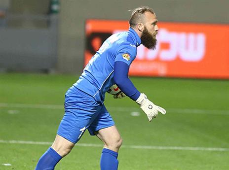 יעבור לאדום? עמוס (אלן שיבר)