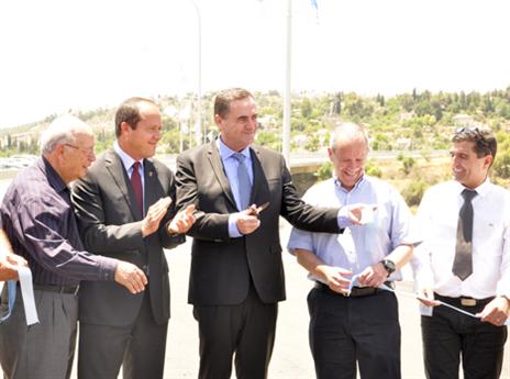 בשעה טובה. גשר מוצא החדש נחנך