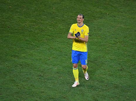 עוד צעד אל עבר השדים האדומים. זלאטן (getty)