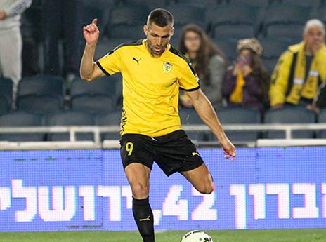 פתח את הדלת לבית וגן. שכטר (צילום: דני מרון)