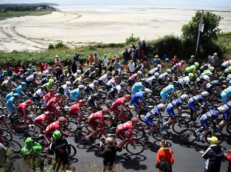 פתיחה מסעירה לטור (GETTY)